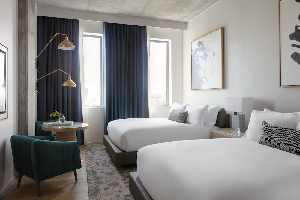 Suite, 2 Queen Beds (Historic Sydney) photo 1