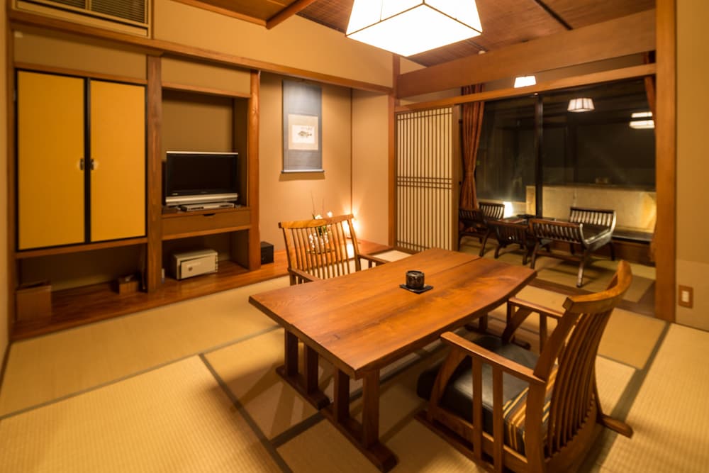302 Sawarabi, Ocean View photo 1