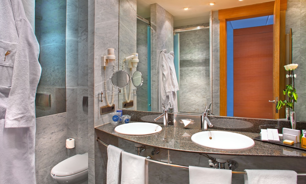 Junior Suite Single Use thumbnail 6