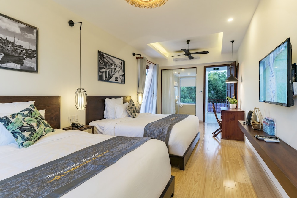 Premier Villa, 6 Bedrooms, Private Pool, River View