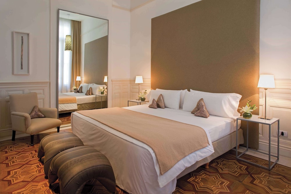 Senior Suite, 1 King Bed
