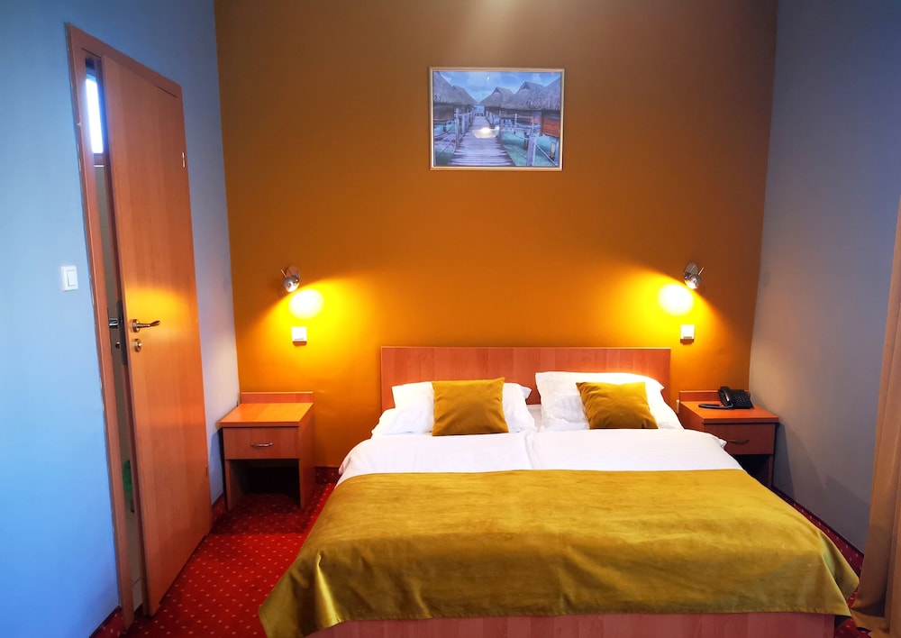 Standard Double Room photo 3