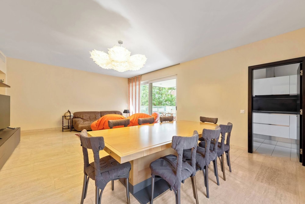 Luxurious Lugano Apartment With City Views, 사진 43