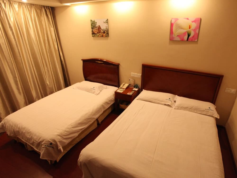 Business Twin Room - Photo 2