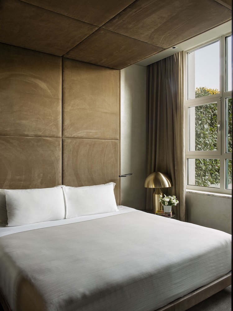 4 Bedrooms Ultimate ME + Suite wit Terrace thumbnail 6