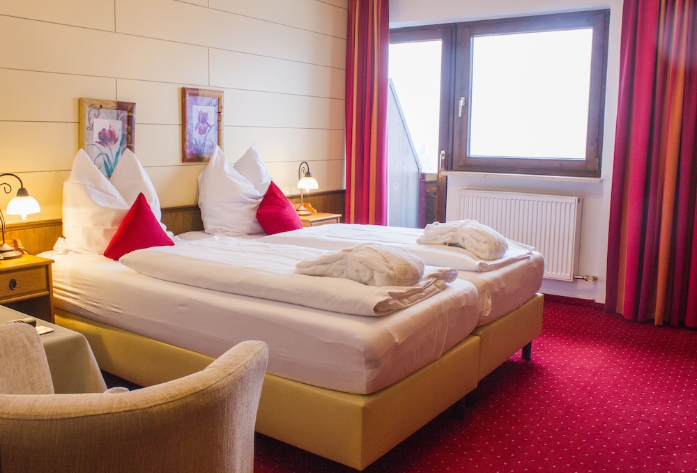Comfort Double Room, Balcony, Mountain View