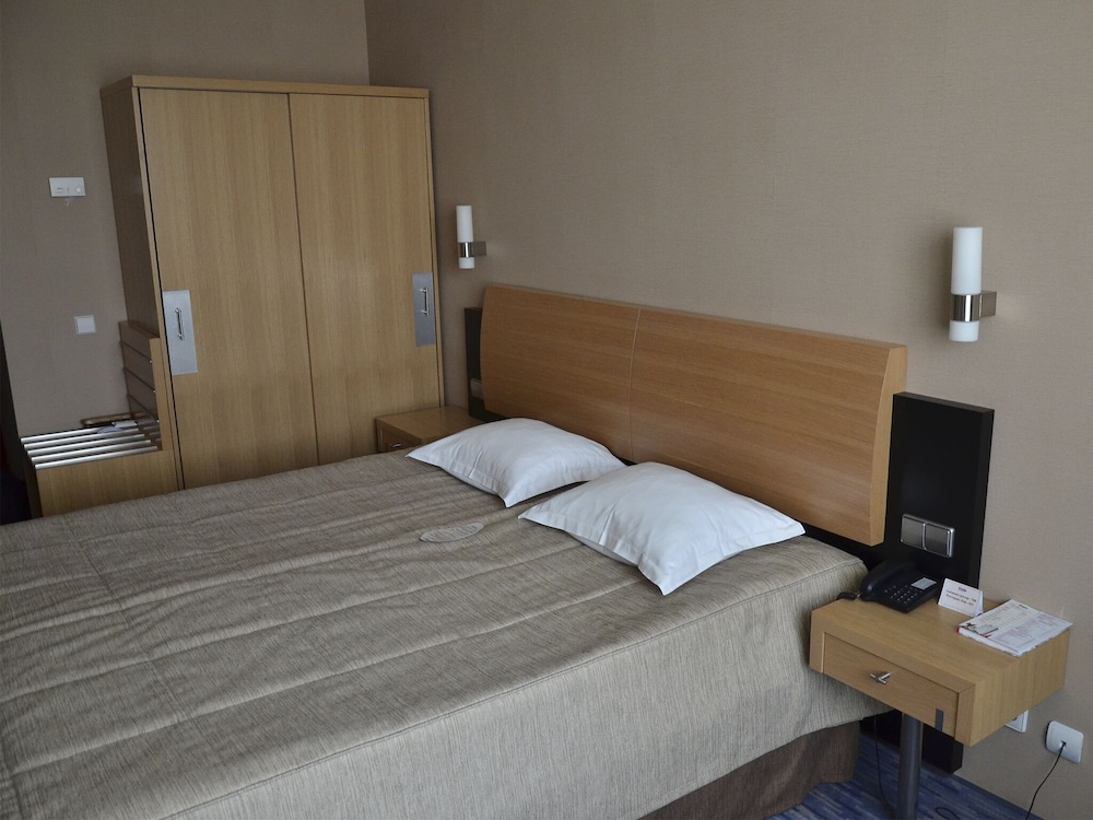 Standard Double Room photo 2