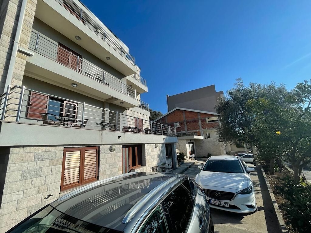 Superior Apartment, Multiple Beds, Garden View