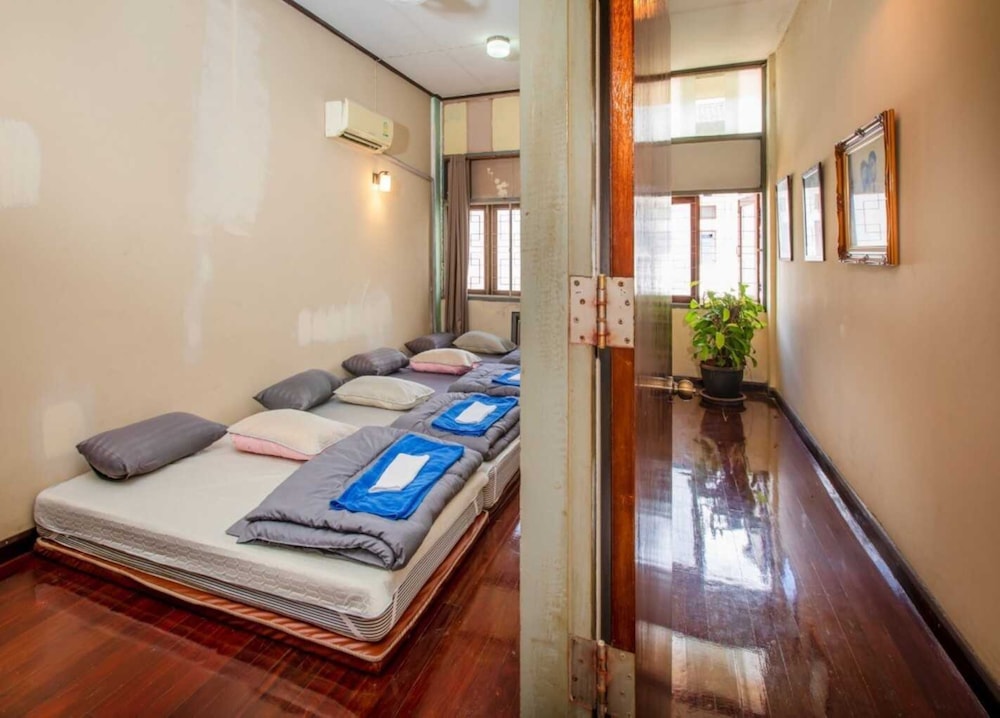 Standard Double Room - Photo 5