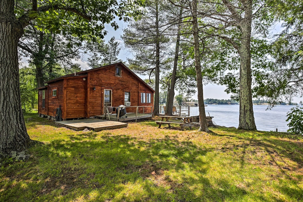 Cabin, 2 Bedrooms photo 2