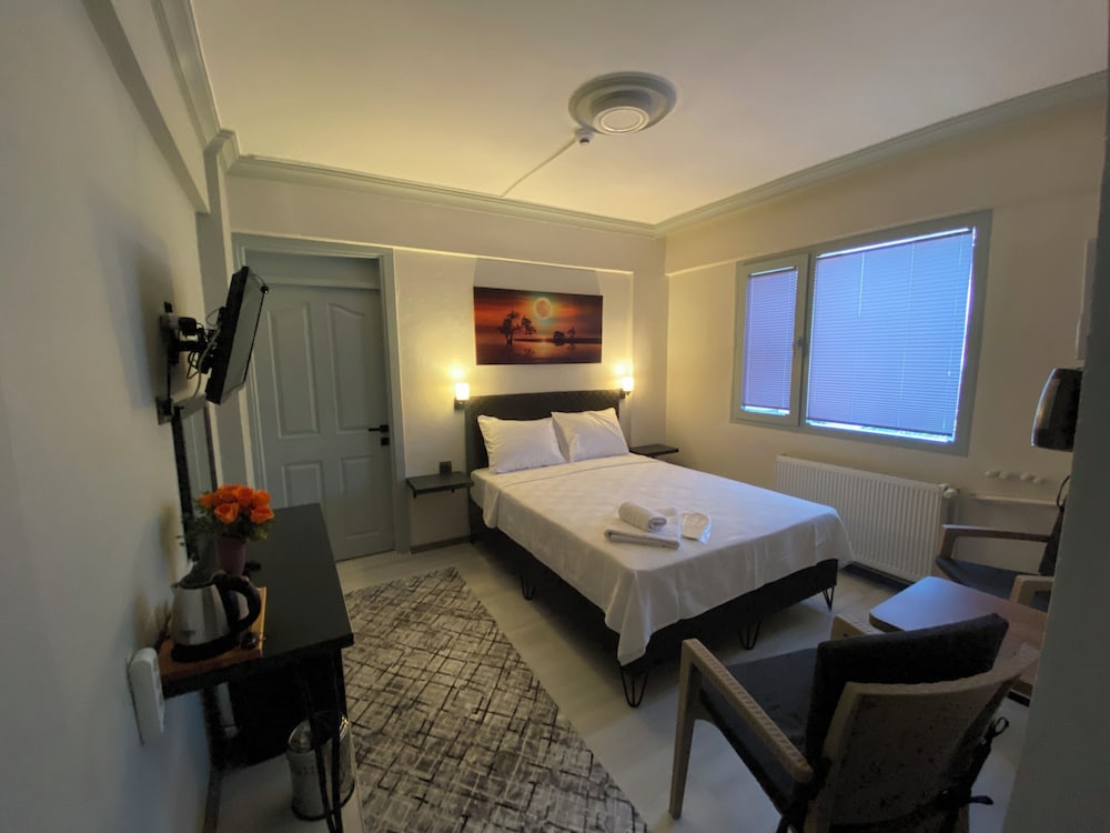 Basic Twin Room photo 1
