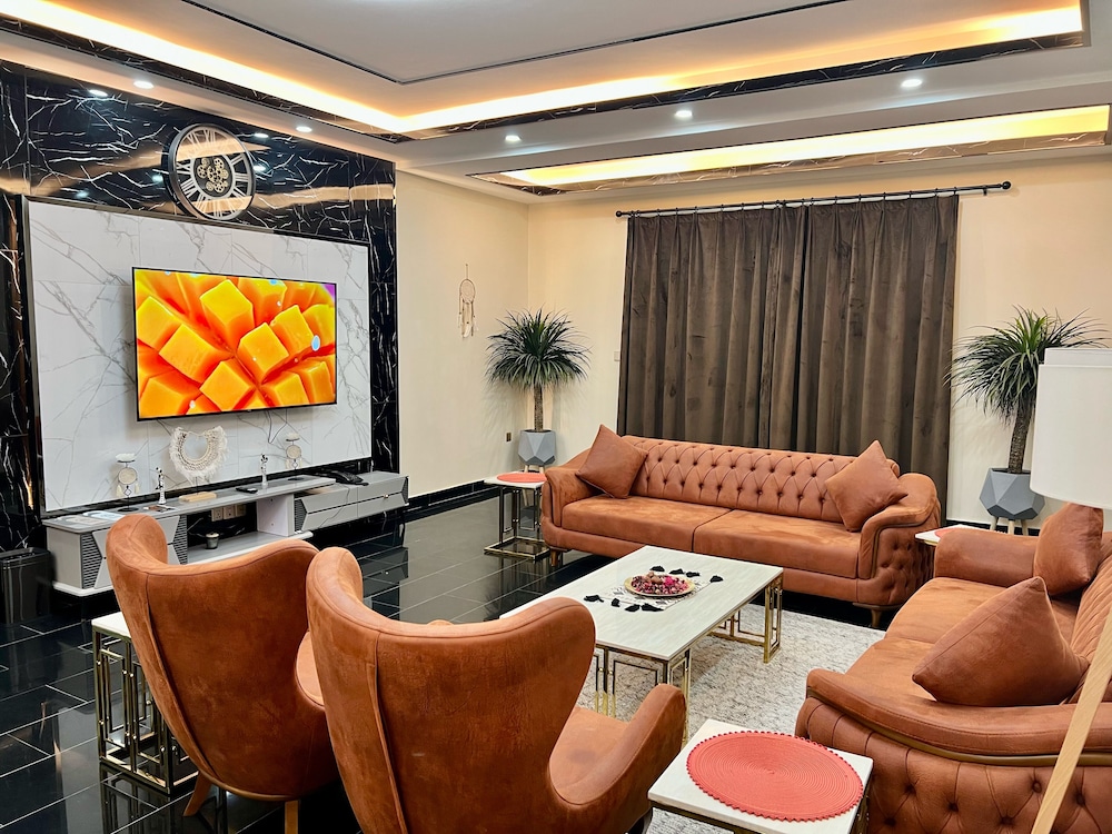 Executive Studio Suite