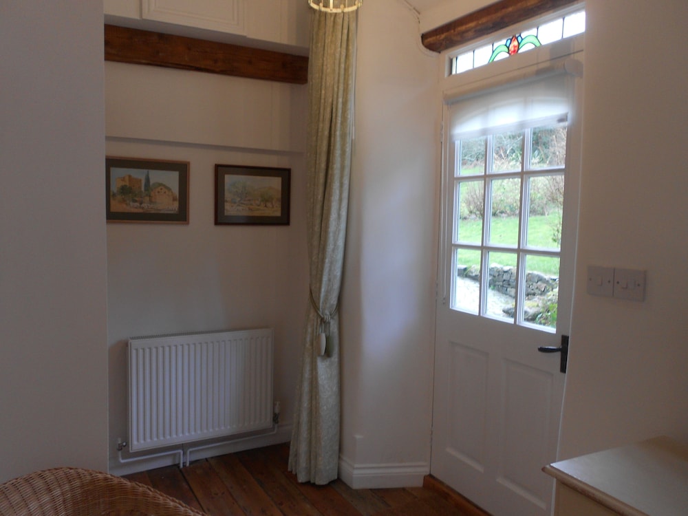 Exclusive Twin Room, 2 Twin Beds (Bowithick) photo 3