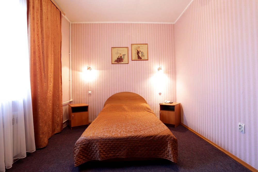 Classic Single Room