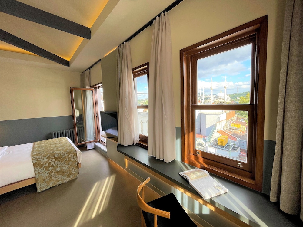 Deluxe Room photo 1