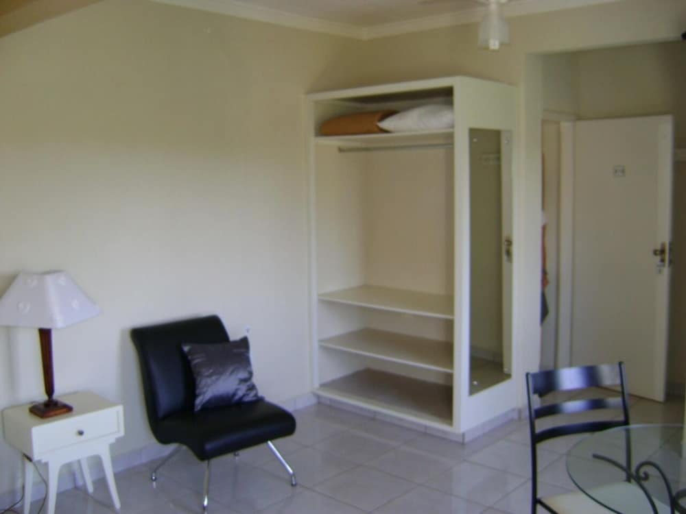 Deluxe Room, 1 Bedroom - Photo 3