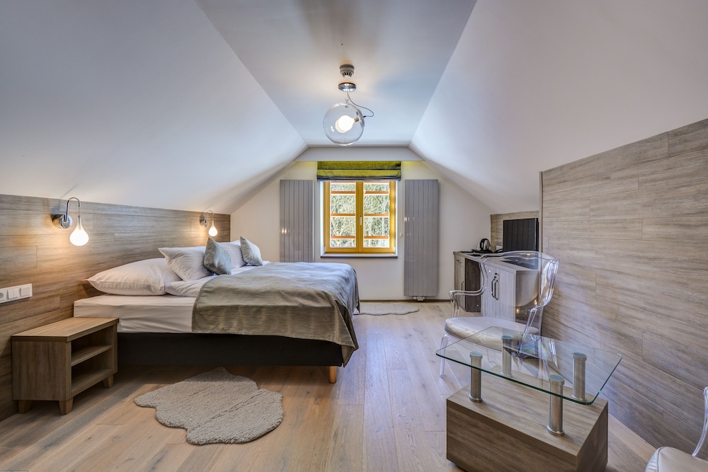 Superior Double Room, 1 Queen Bed, Non Smoking