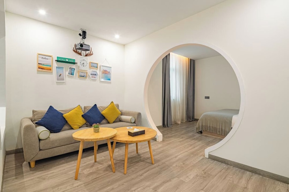 Business Double Room, City View photo 2