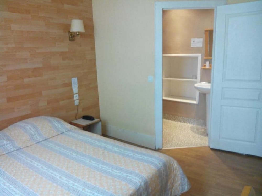 Double or Twin Room photo 2