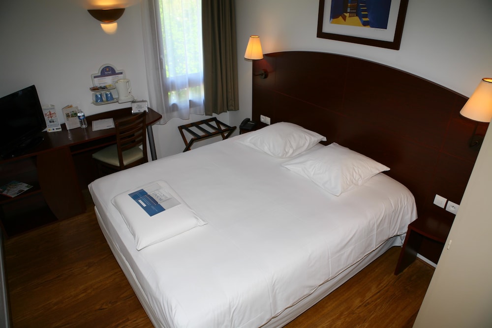 Standard Room, 1 Double Bed (1 Double bed) - Photo 6