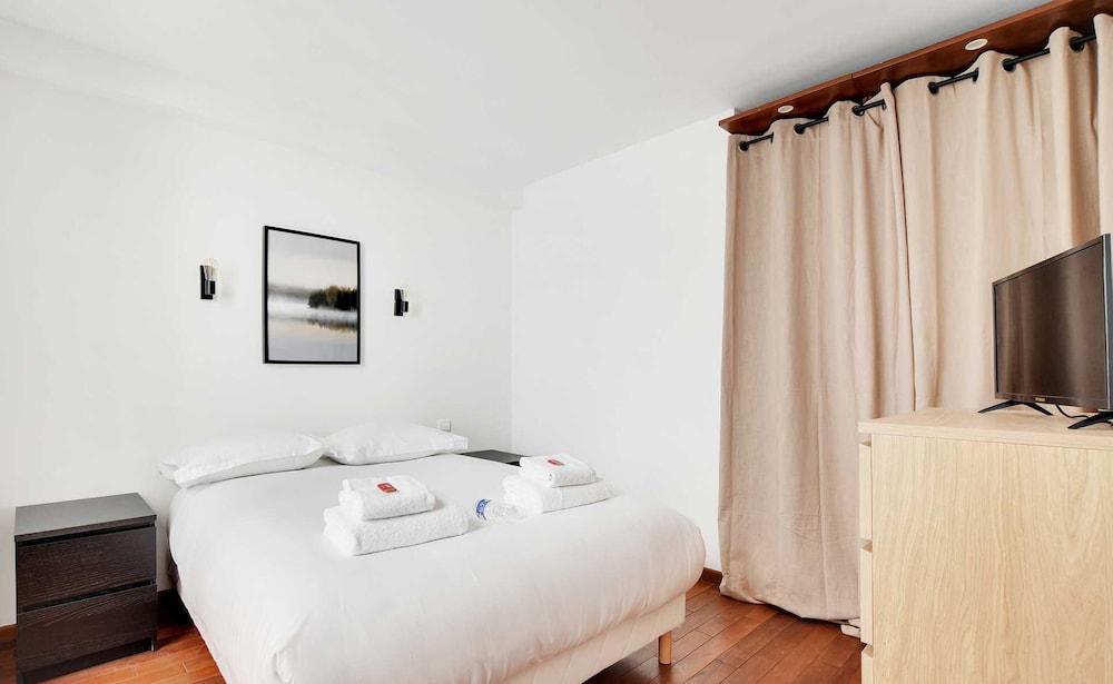 Apartment photo 3