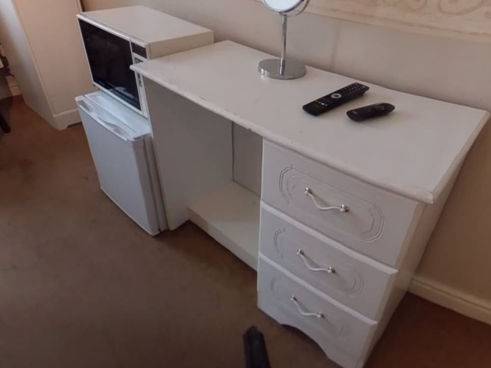 Standard Double Room, Private Bathroom (812) photo 3