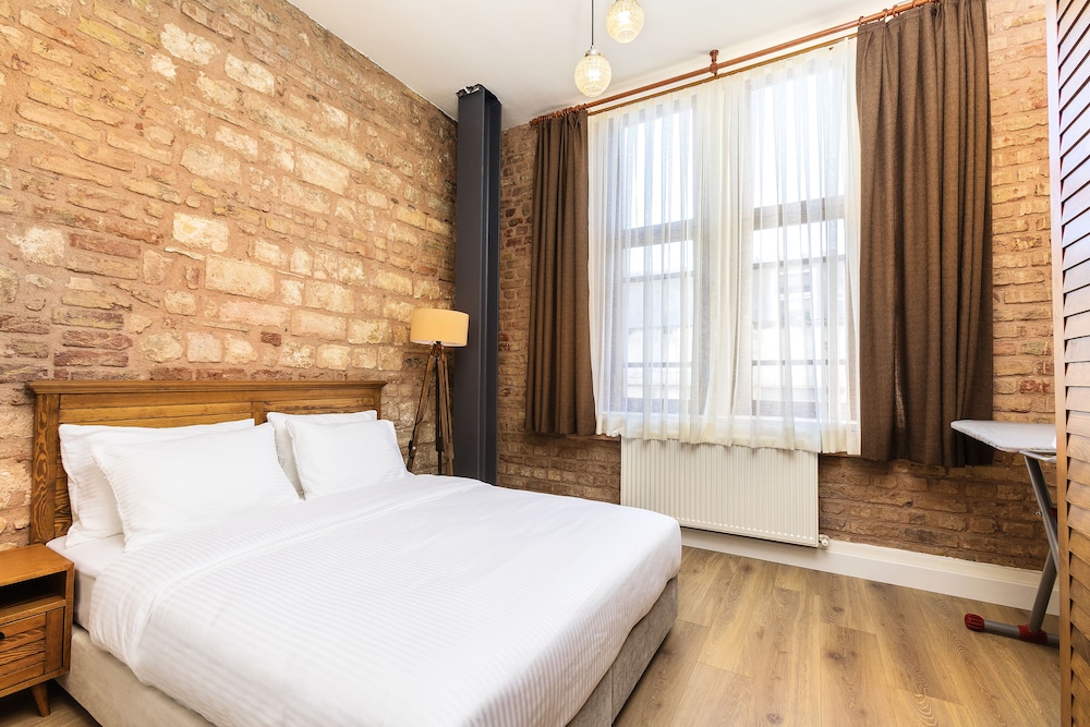 Grand Apartment, 2 Bedrooms, Non Smoking, City View photo 2