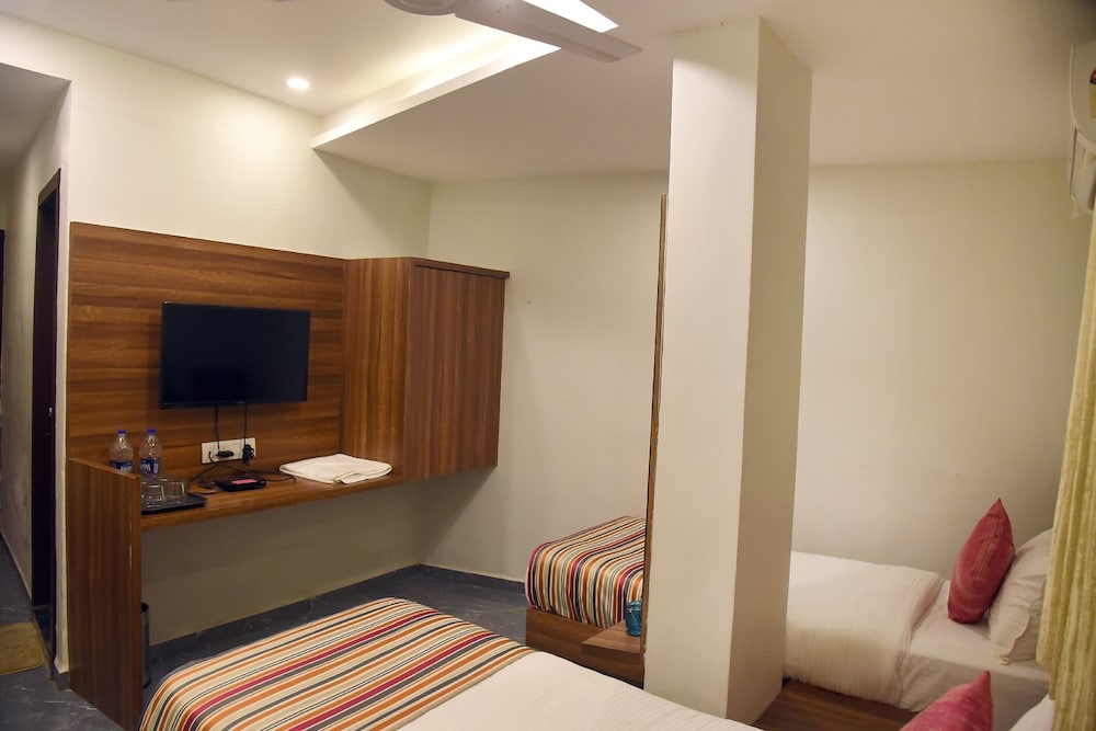 Deluxe Double Room photo 3