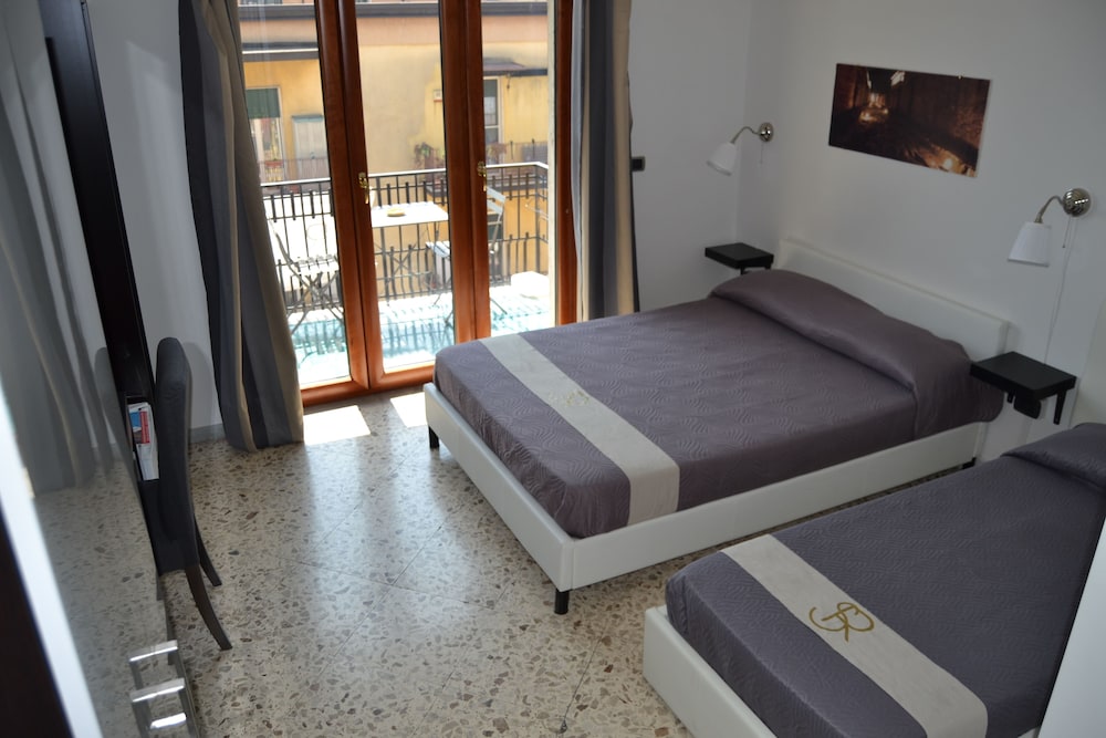 Triple Room photo 1