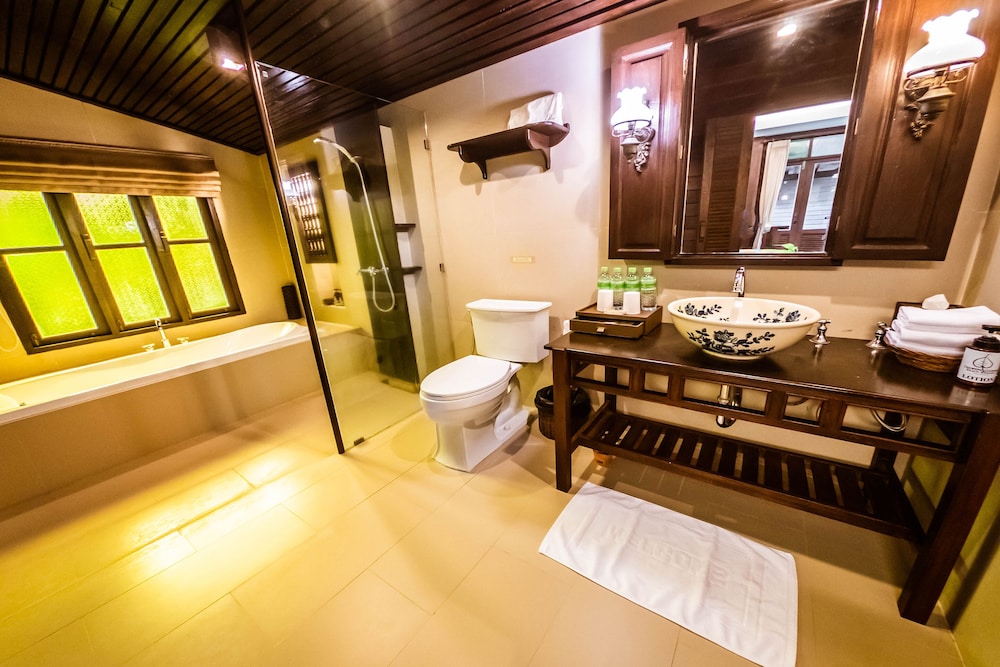 Garden Bungalow (Garden View) - Photo 4