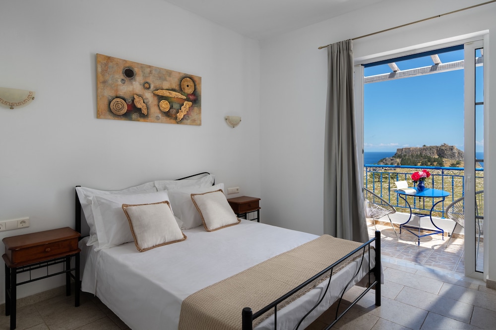 Superior Studio, Sea View (Acropolis View) photo 1