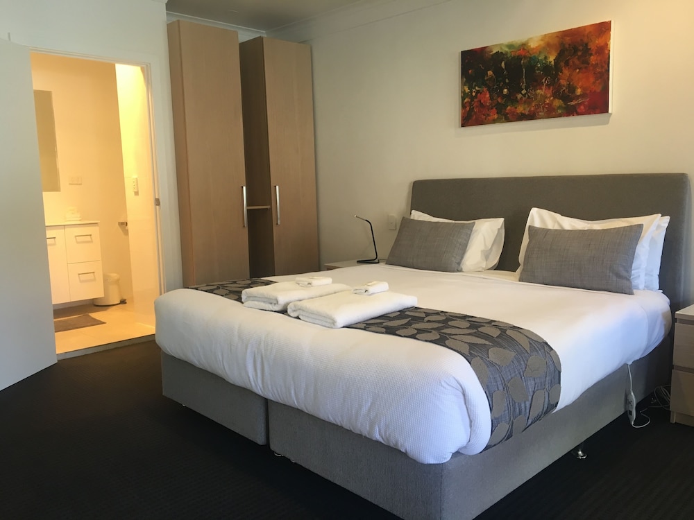 Executive Suite, 1 King Bed, Non Smoking