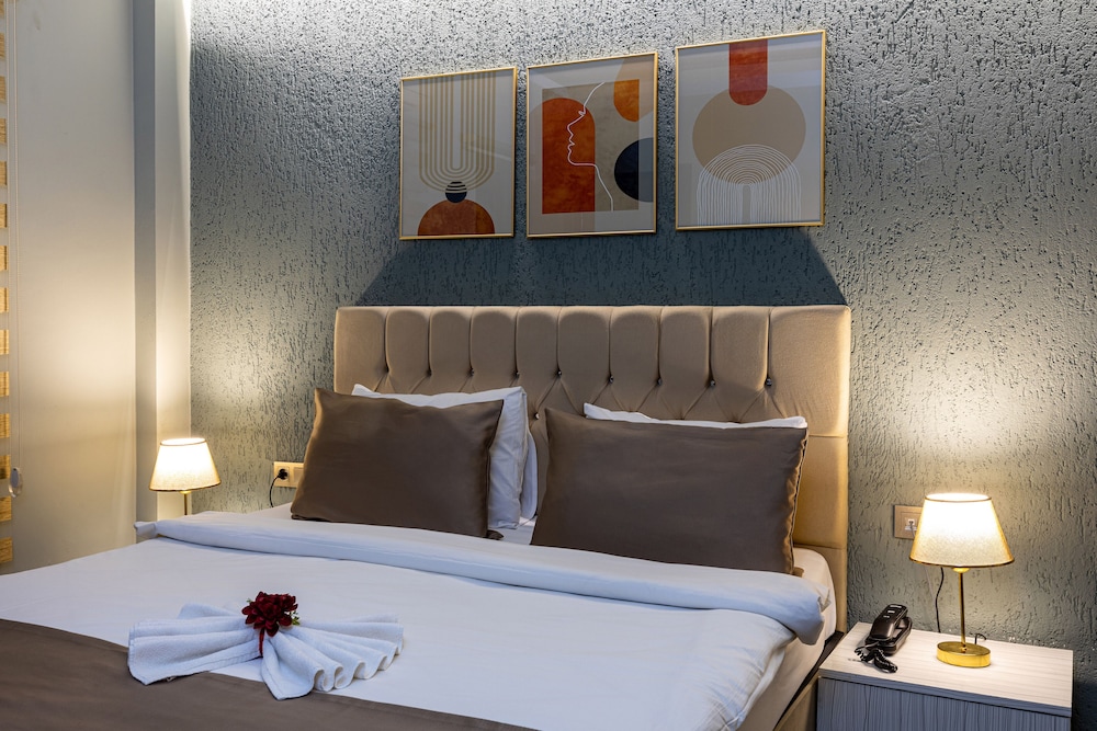 Superior Double Room Single Use photo 1