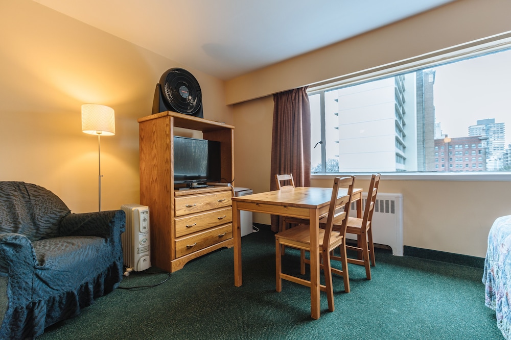 English Bay Hotel — photo 75