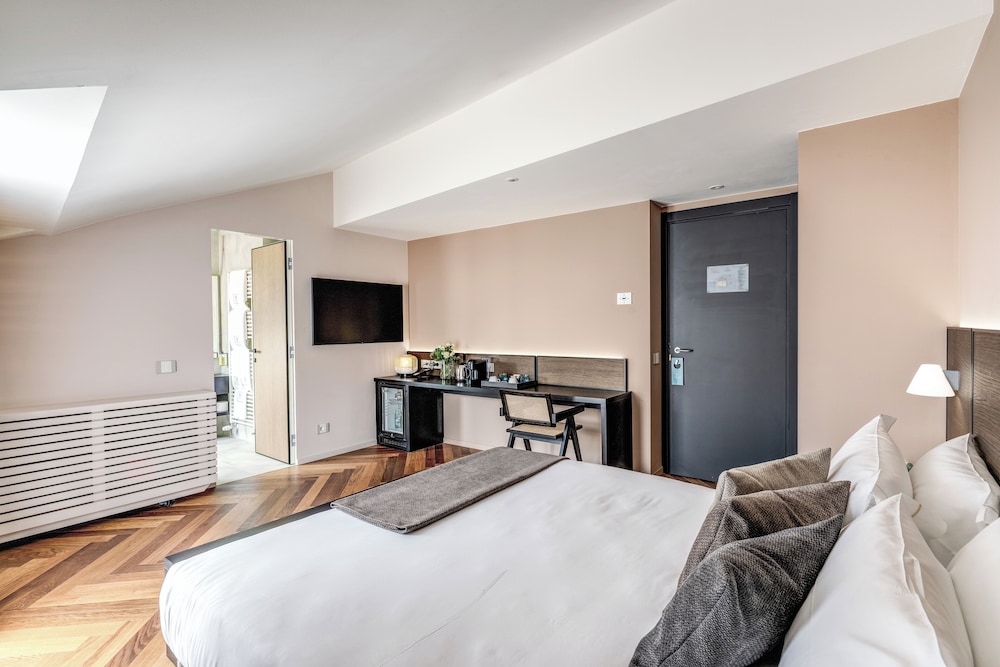 Executive Room, City View - Photo 3
