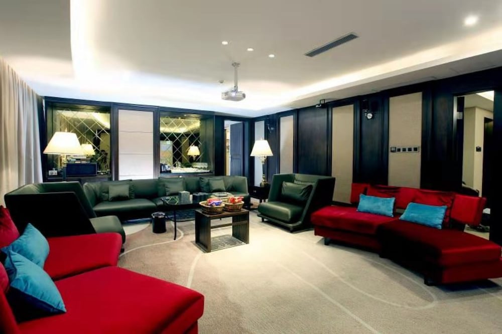 Superior Suite photo 1