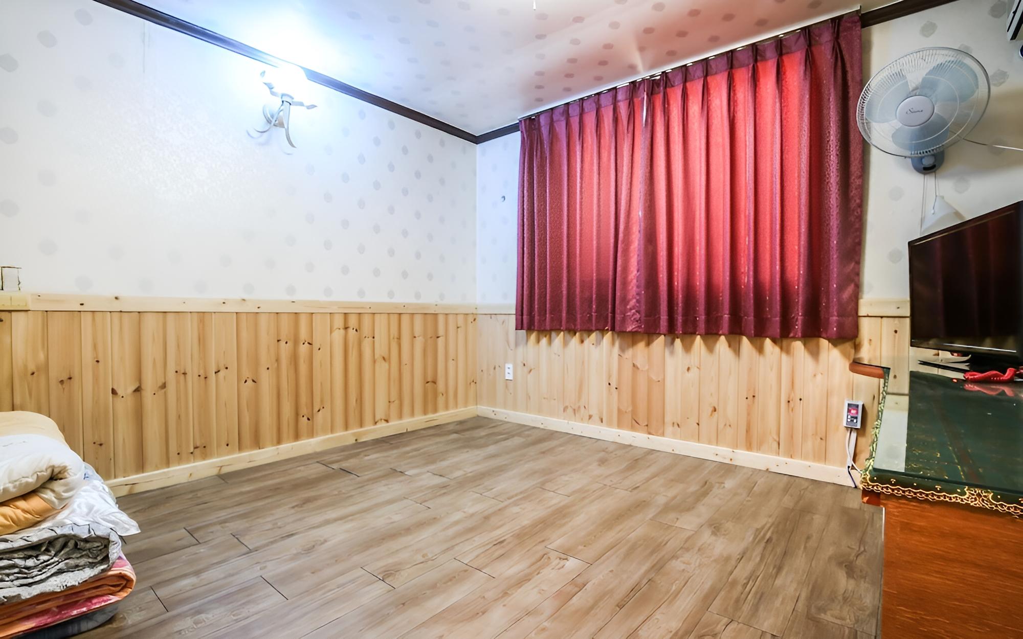 Room (On-dol) - Photo 2