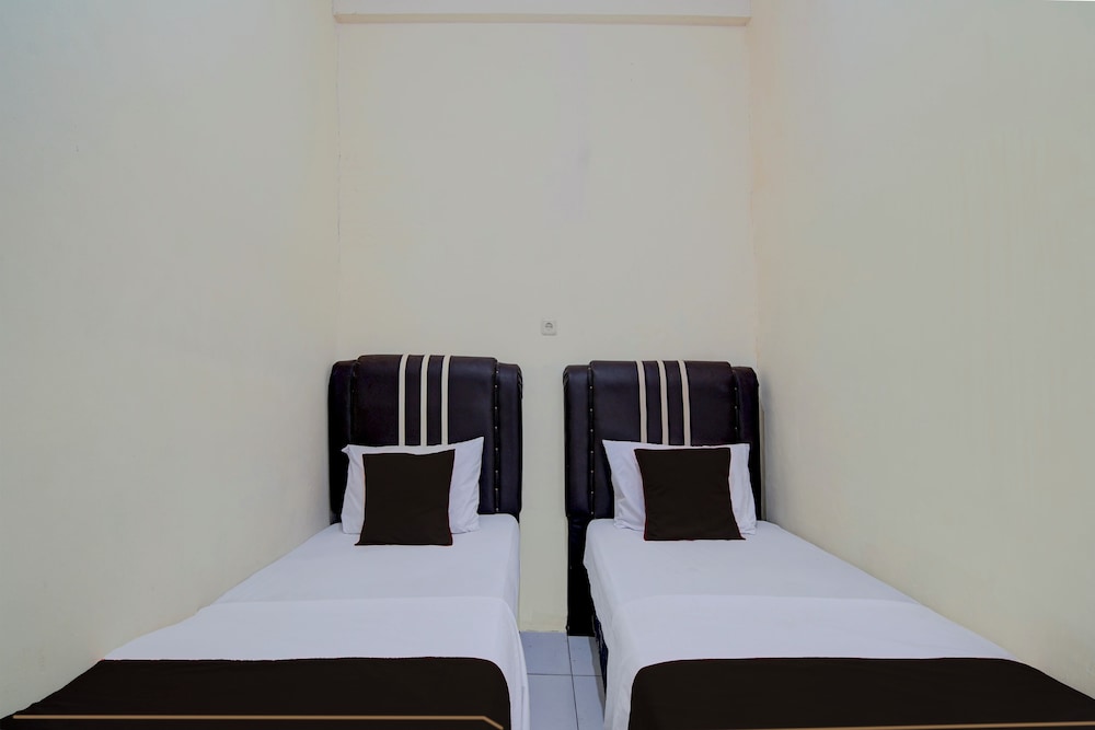 Deluxe Twin Room photo 1
