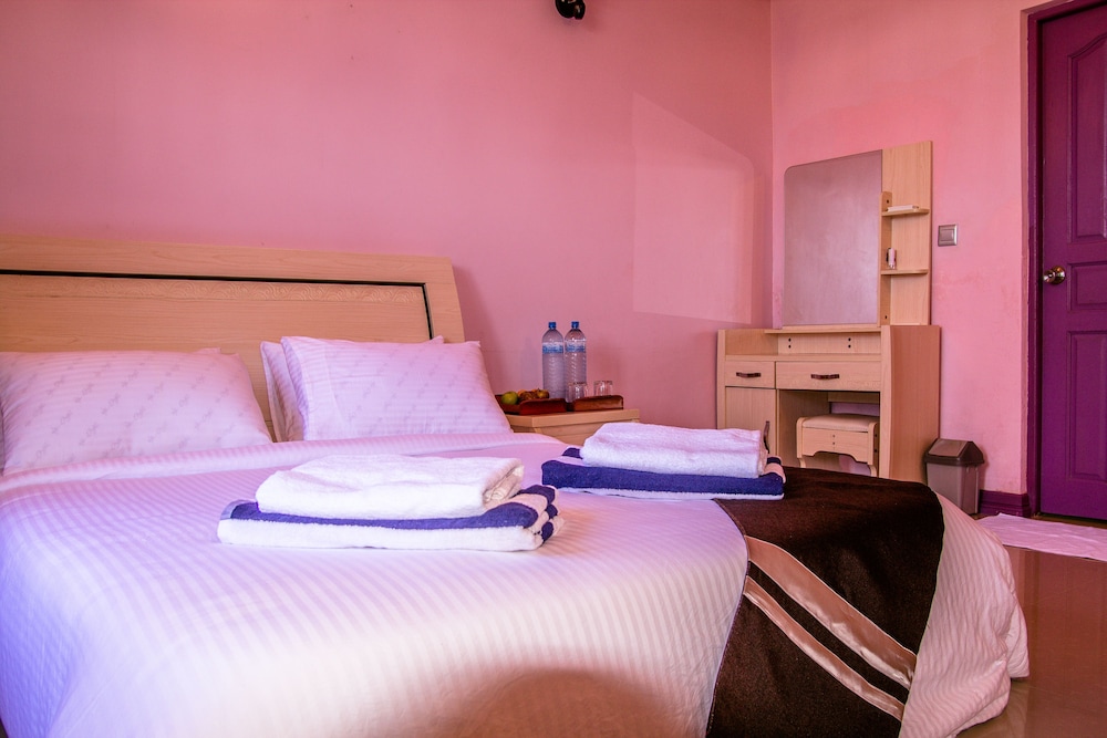Comfort Double Room, 1 Queen Bed, Garden View photo 3