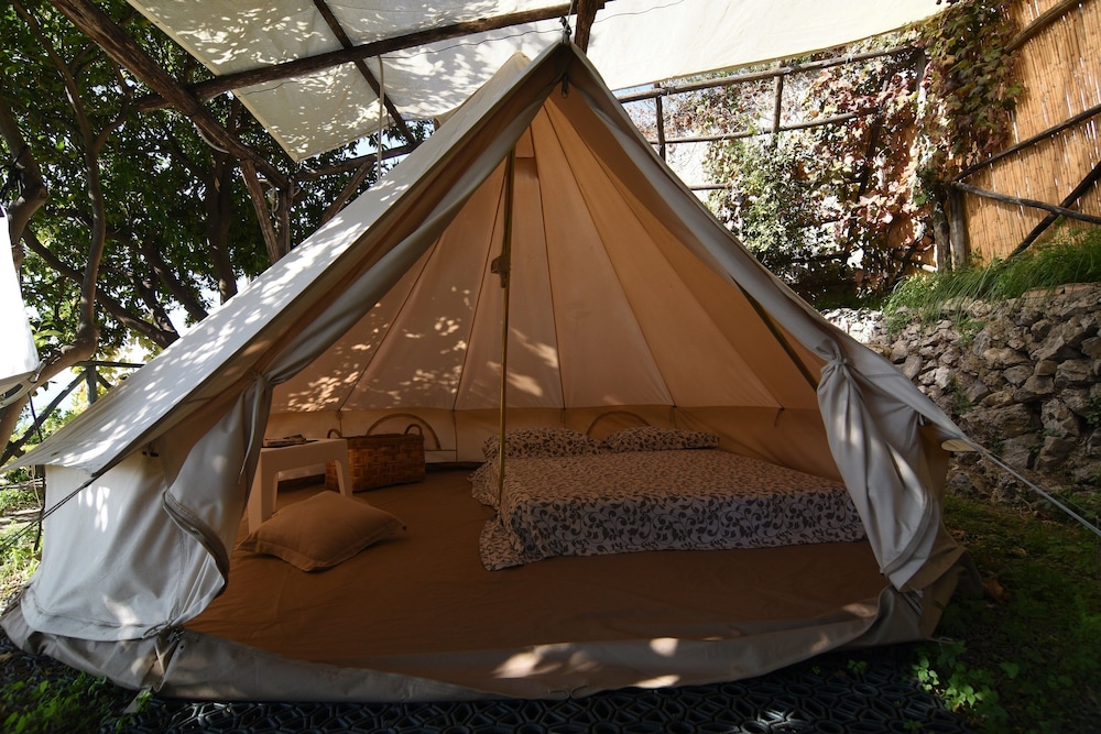 Classic Tent photo 1