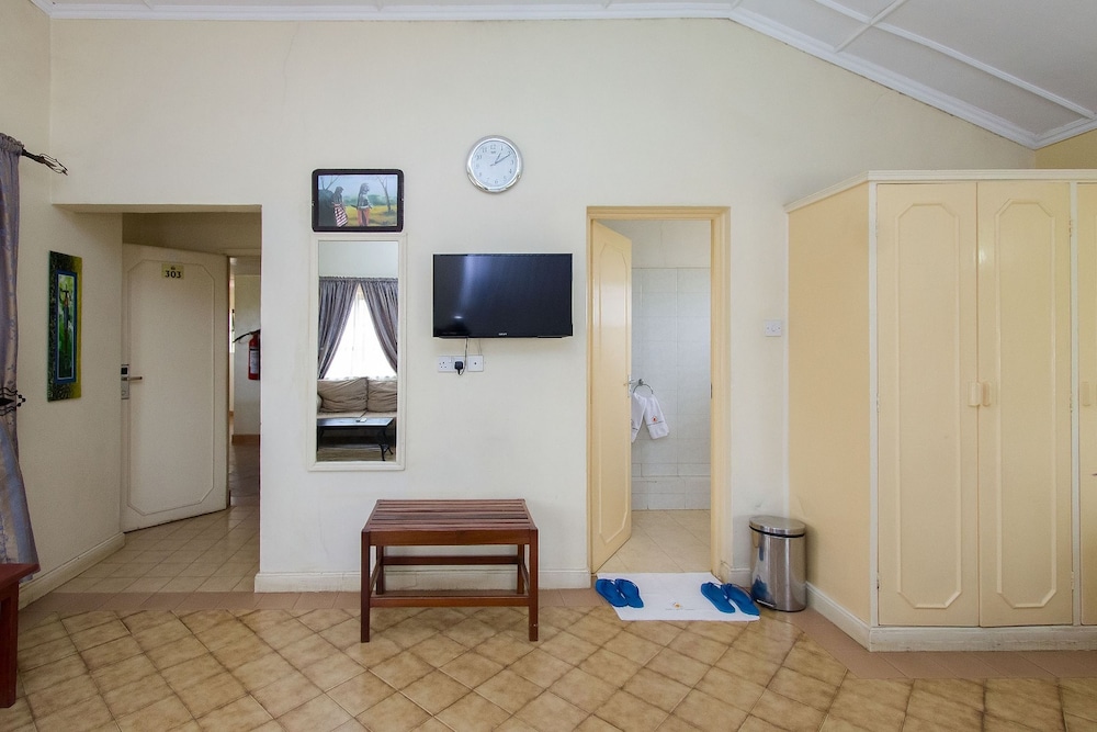 Standard Double Room photo 3