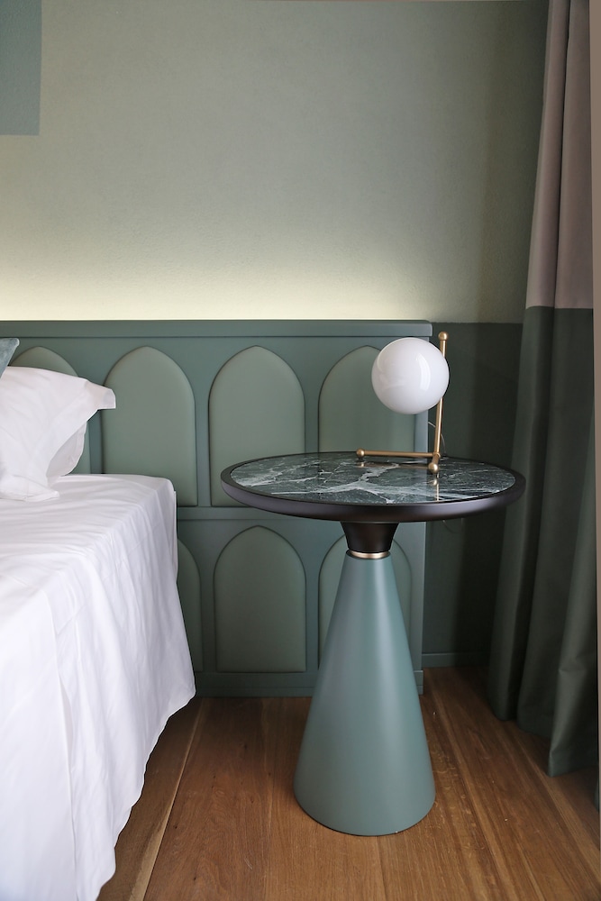 Elegant room - Photo 4