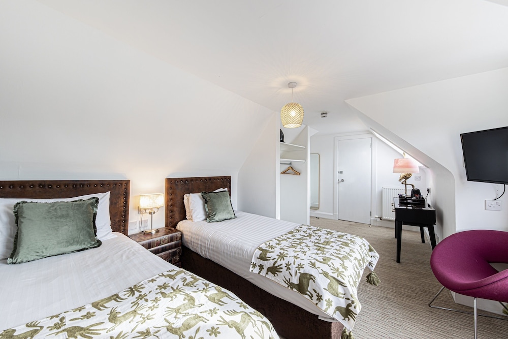 Twin Room - Photo 1
