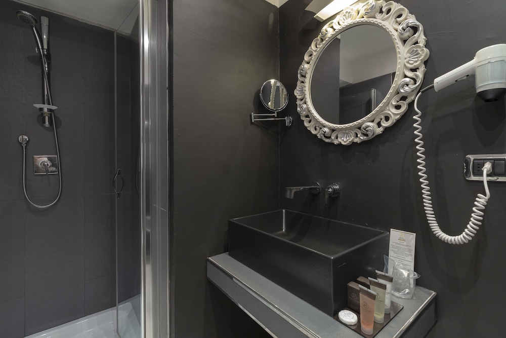 Double Room - Photo 49