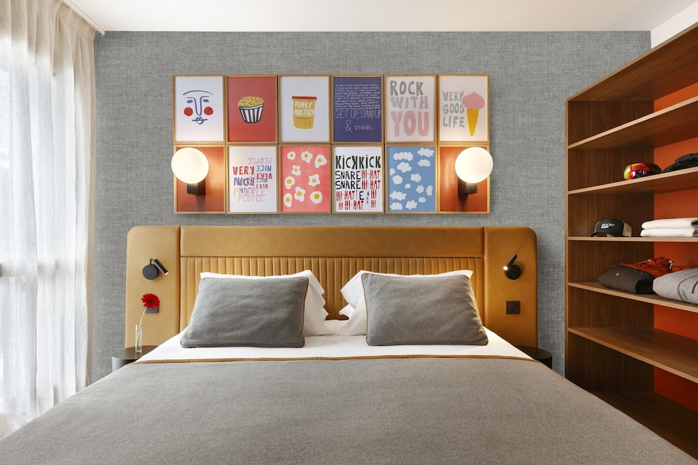 Superior Double or Twin Room photo 2