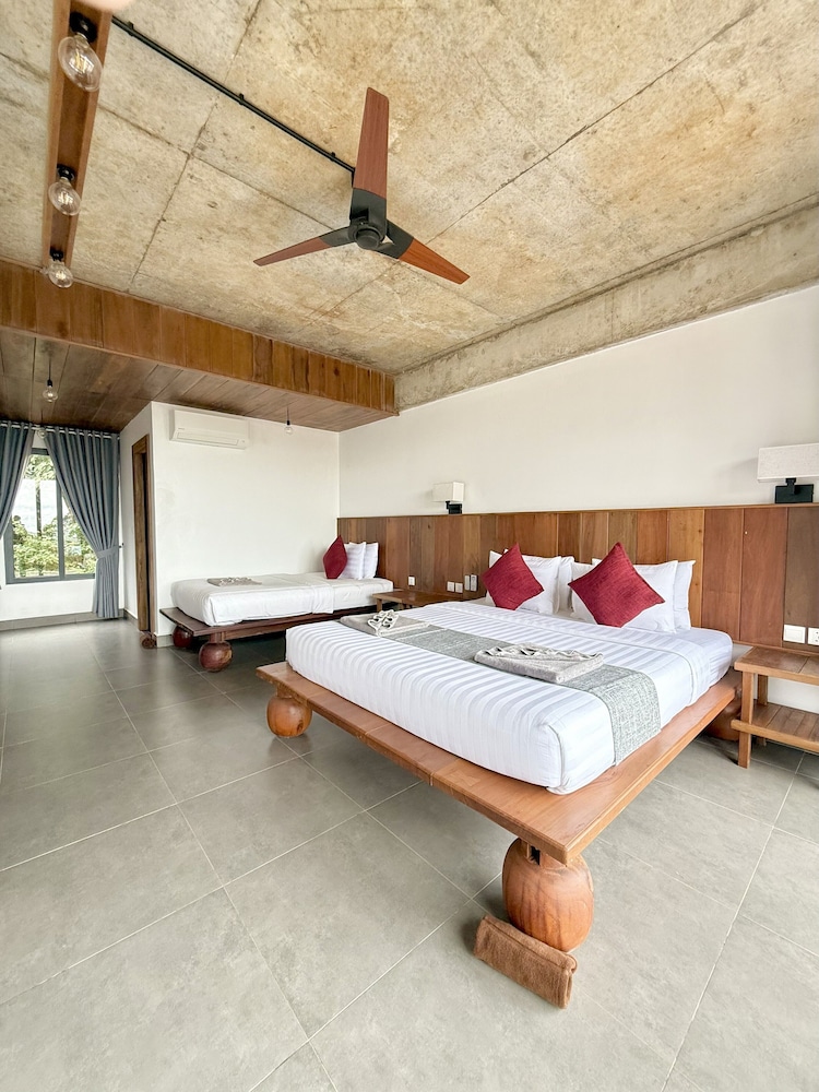 Deluxe Triple Room - Photo 1