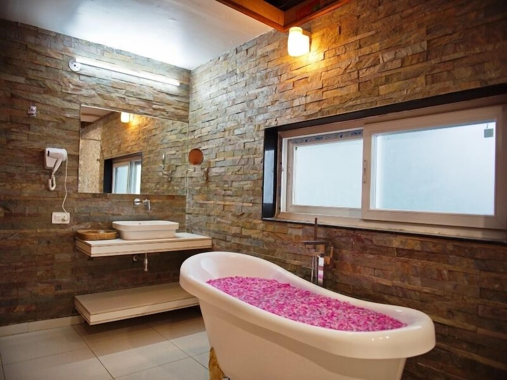 Luxury Cottage (Non Smoking) photo 1