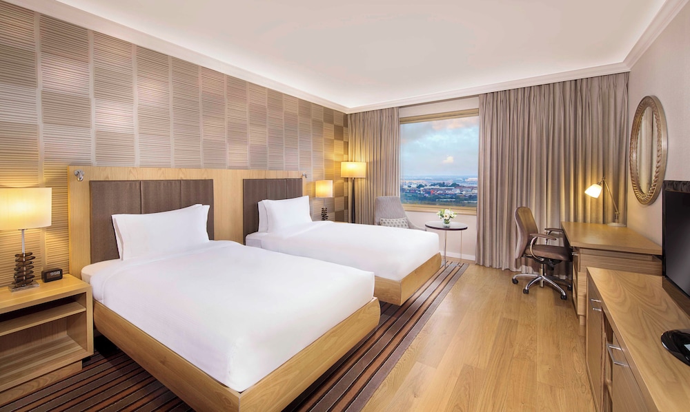 Deluxe Room - Photo 2