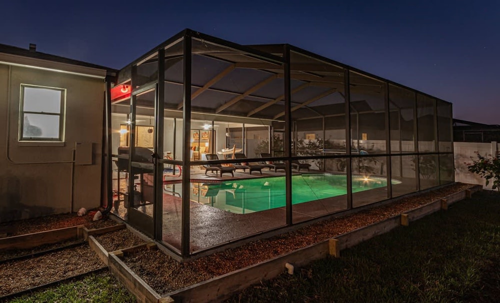 Sjov Familievenlig Modern Strandhjem Med Pool, Billede 29