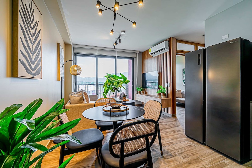 Apartment photo 1